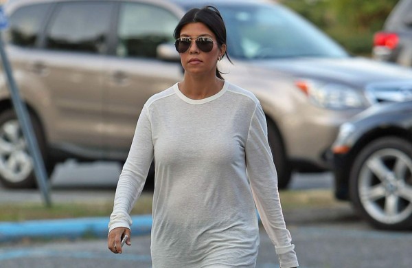 Kourtney Kardashian pasará su embarazo en la cama