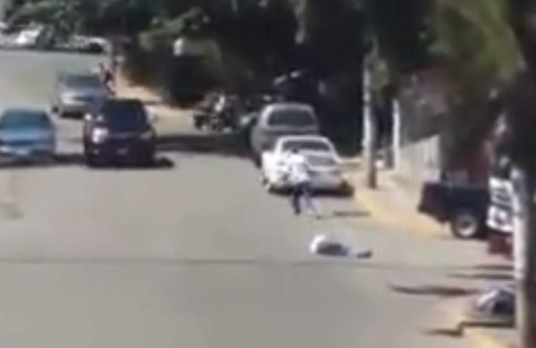 Video capta muerte de supuesto asaltante de camión repartidor de refrescos