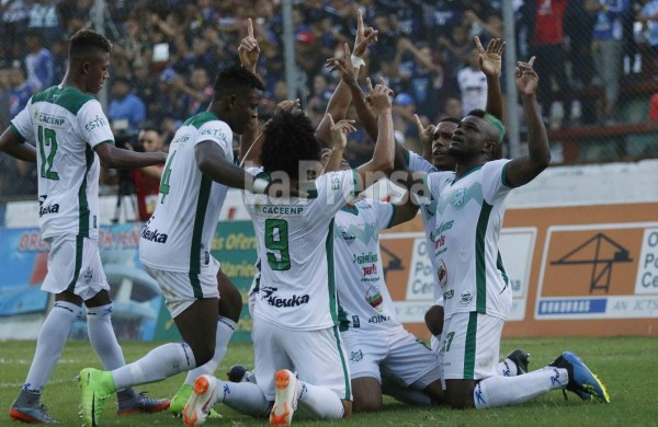 Real España vence al Juticalpa y escala al subliderato