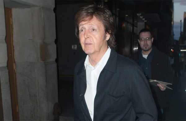 Paul McCartney admite haber sido racista