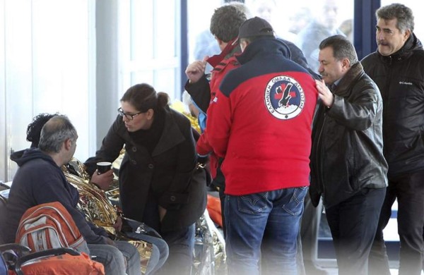 Evacúan a todos los pasajeros del ferri incendiado en Italia