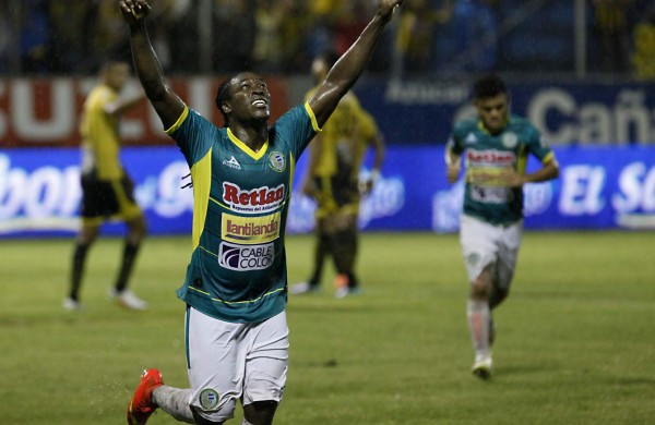 Juticalpa logró empate polémico ante Real España