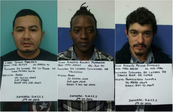 Detienen a cuatro deportados por tener órdenes de captura pendientes