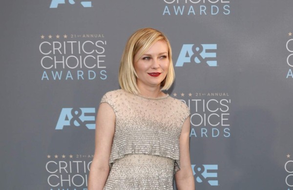 Kirsten Dunst tiene dinero por las campañas publicitarias