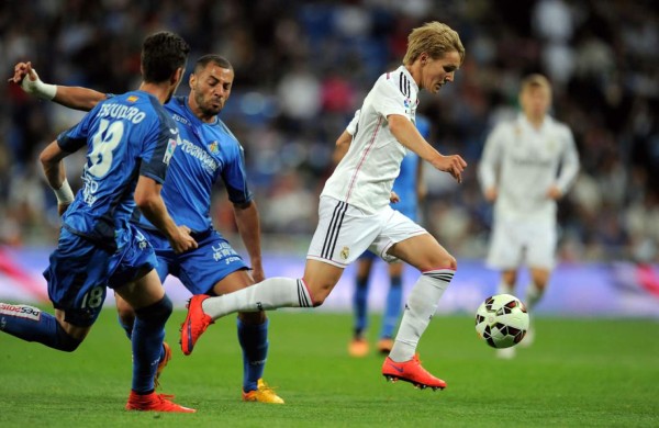 Odegaard, el más joven en jugar con Real Madrid en Liga