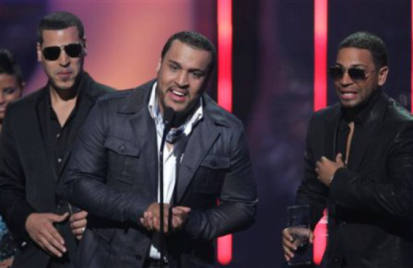 Enrique Iglesias se corona ganador en los Billboard