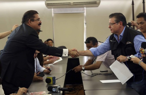 TSE llevará material a las cabeceras, Libre las distribuirá