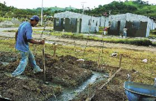 Un millón de familias no tienen casa propia