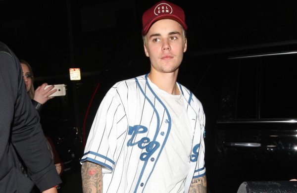 Justin Bieber lanza sus propios emojis