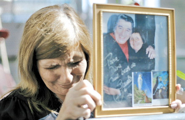 Las 'nenas” despiden al ídolo de América