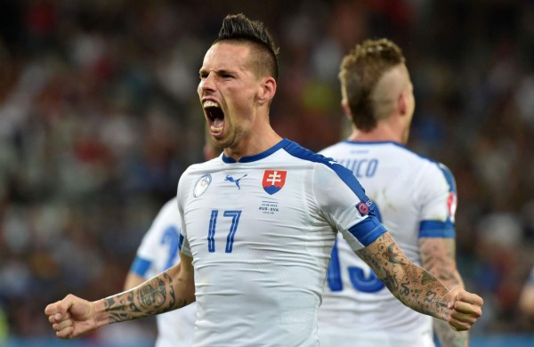 Eslovaquia hace historia y deja contra las cuerdas a Rusia
