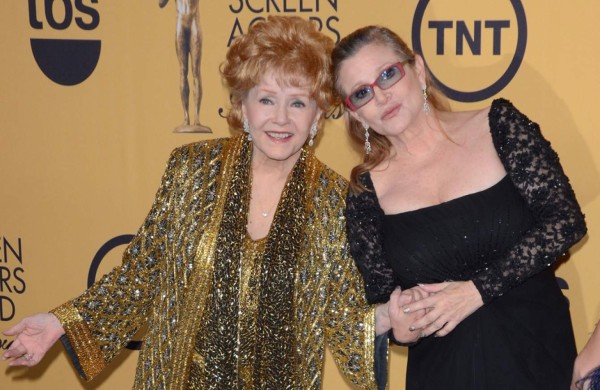 Funeral de Carrie Fisher y Debbie Reynolds será este jueves