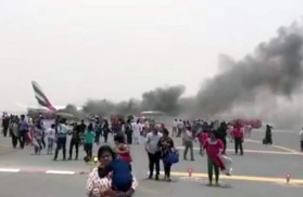 Inmigrante sobrevive a accidente de avión y gana la loteria