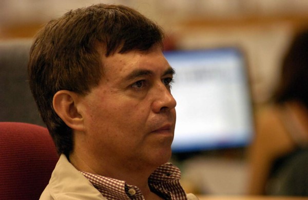 Minuto de silencio en juegos de Liga en honor a Nelson Fernández