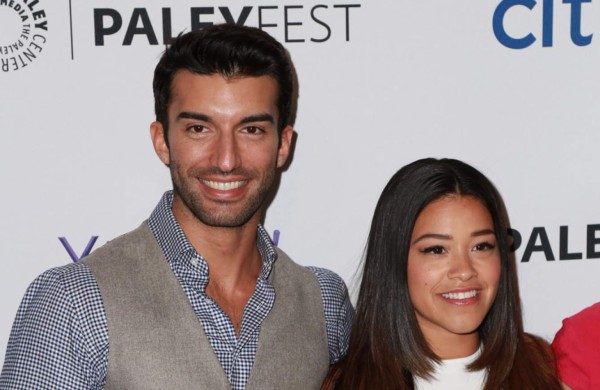 Gina Rodríguez y Justin Baldoni intercambian piropos