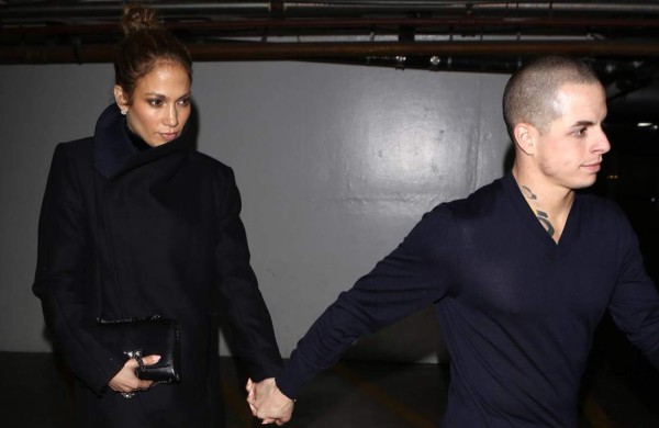 Jennifer López y Casper Smart ignoran los rumores de crisis