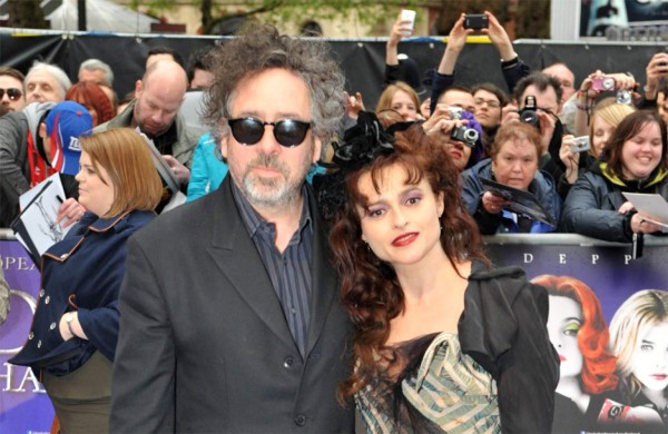 Amigos de Helena Bonham Carter creen que Tim Burton atraviesa la 'crisis de la mediana edad'