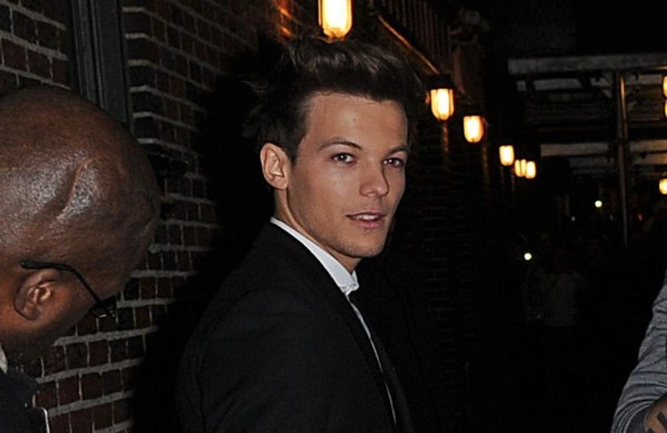 Louis Tomlinson quiere comprar su equipo de fútbol favorito