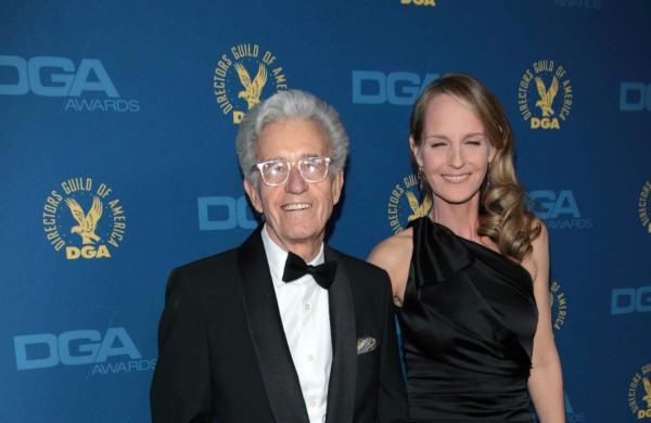 Muere el padre de Helen Hunt  
