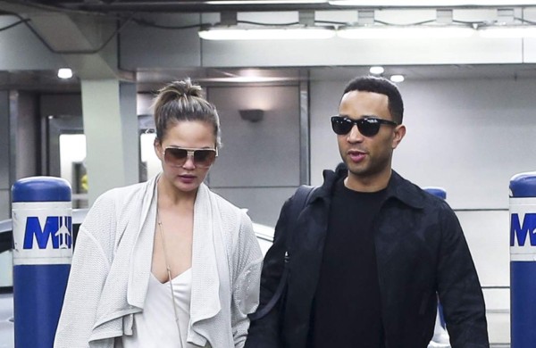 John Legend intentó romper con Chrissy Teigen
