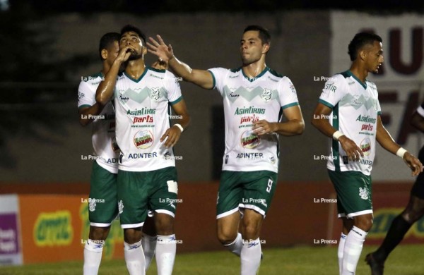 Platense golea y hunde al Honduras Progreso de Hernán García
