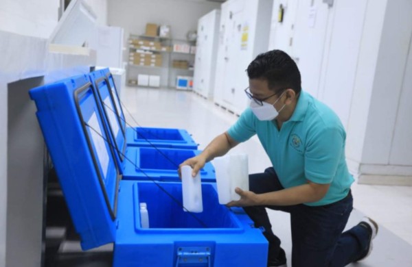 Honduras está por cerrar compra de cuatro millones de dosis de vacunas