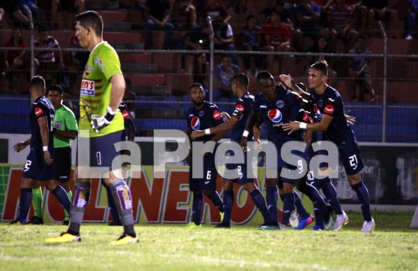 Un Rubilio histórico se baja al Vida y hace sublíder al Motagua