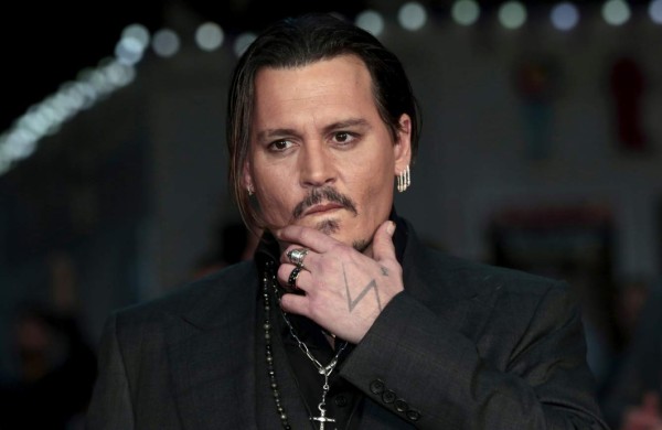 La batalla legal de Johnny Depp avanza a su favor