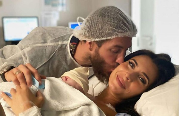 Sergio Ramos y Pilar Rubio presentaron a su cuarto hijo