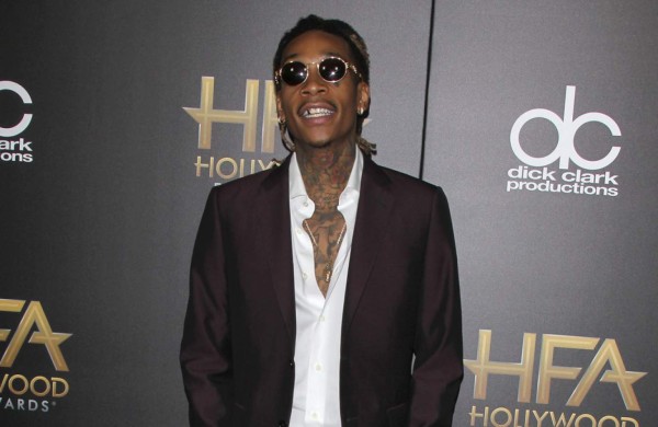 Wiz Khalifa lanzará artículos para fumar marihuana