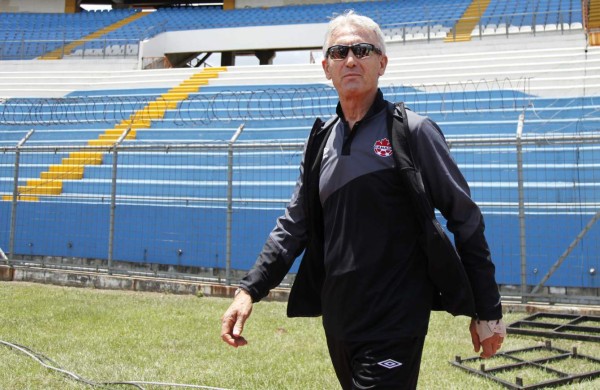 Benito Floro sobre el tridente de Honduras: 'Lo hacen bien'