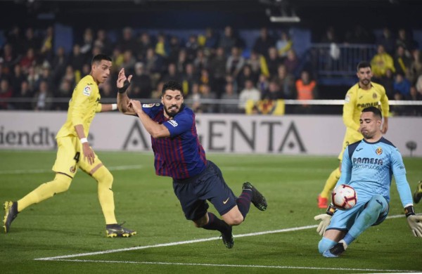 Barcelona rescata un punto con dos goles en tiempos extras