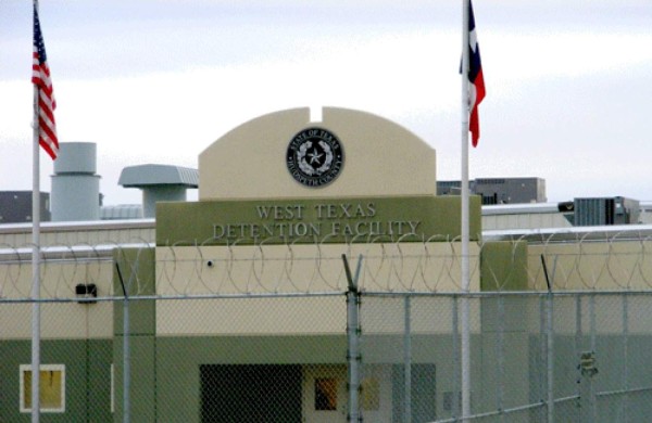 Expalillona cumple 7 meses detenida en El Paso, Texas