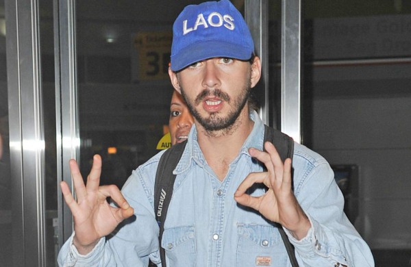 Shia LaBeouf llevó una máscara de seguridad y una camisa de fuerza en prisión