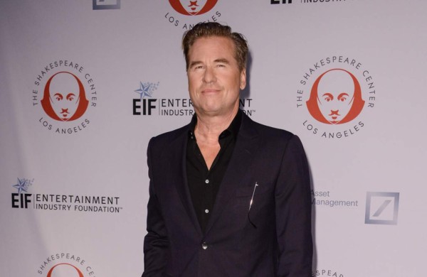 Val Kilmer admite que tiene cáncer