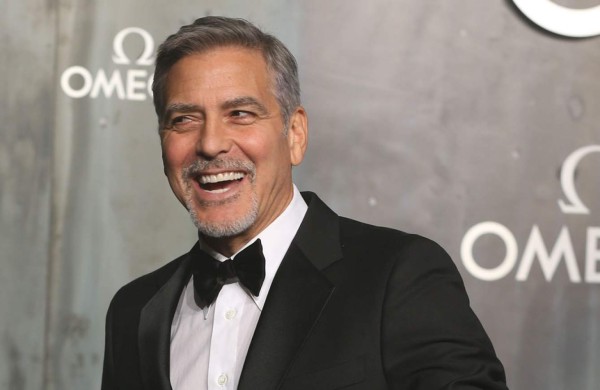 George Clooney le regaló un millón de dólares a cada uno de sus mejores amigos  