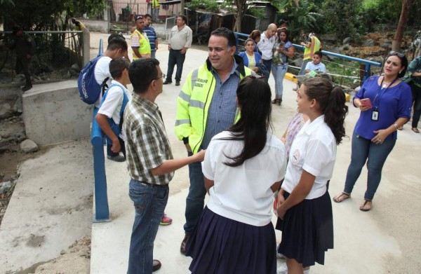 Habilitan puente en El Zapotal valorado en 1.2 millones de lempiras