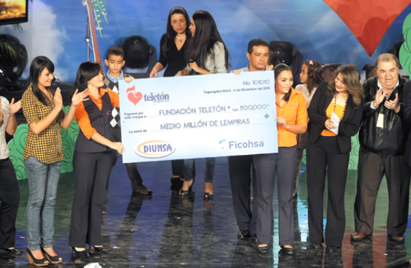 Empresa privada y Gobierno, grandes aportantes