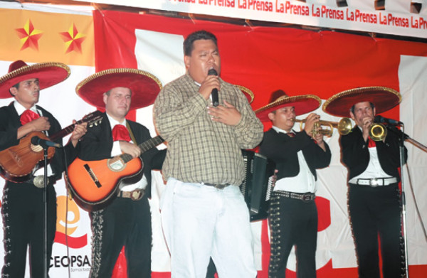 Exitoso festival ranchero