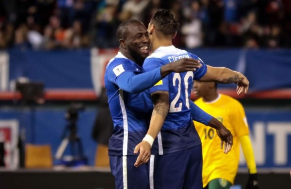 Estados Unidos se exhibió y goleó a San Vicente