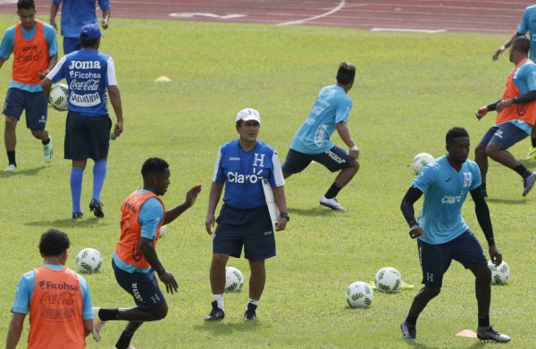 Sub-23 olvida los problemas y trabaja en San Pedro Sula