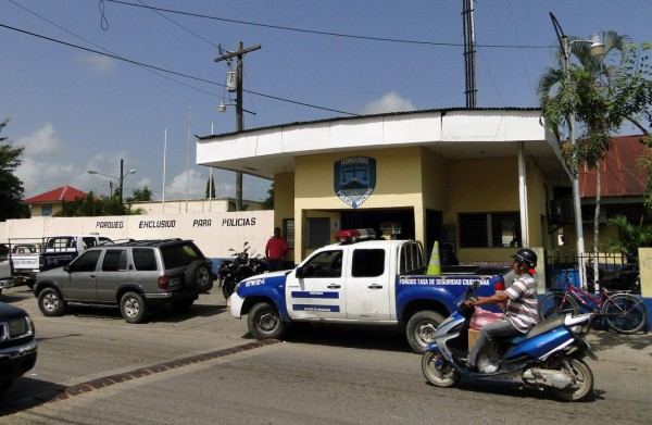 Asume nuevo jefe de la Metropolitana 11 de la Policía de El Progreso