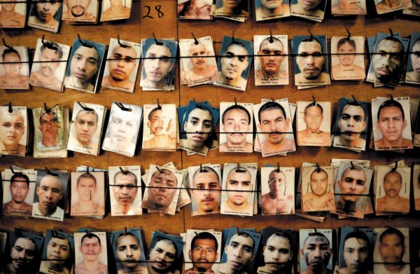 Pandillas evolucionan bajo represión en El Salvador