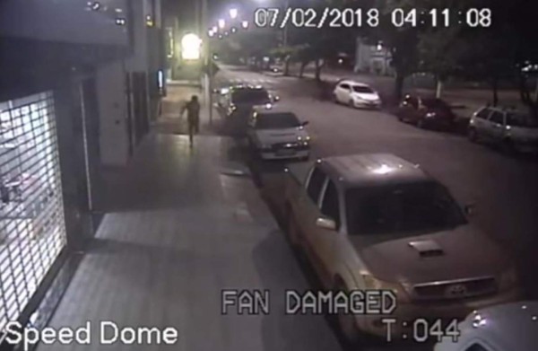 Un ladrón es atropellado por sus cómplices al intentar escapar  