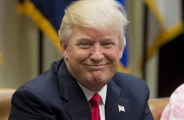 Gobierno de Trump interpone recurso contra veto migratorio