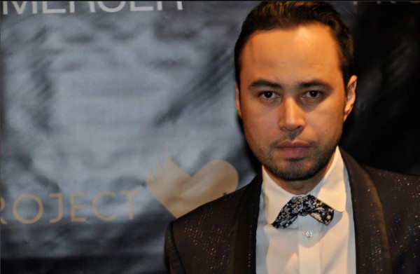 Carlos Campos celebra su gran noche de moda este miércoles