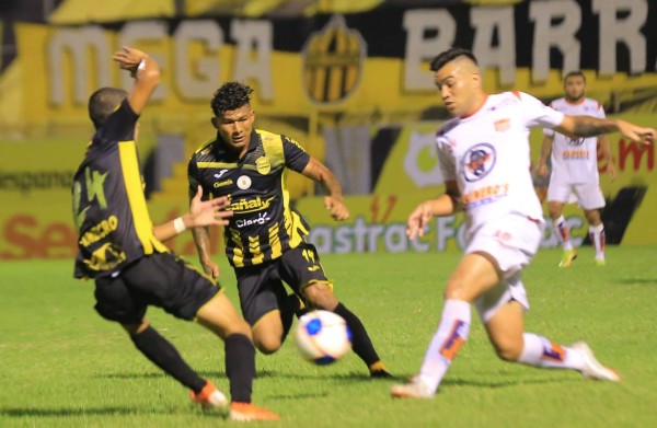 Comisión Médica pide suspensión de los juegos del Vida y Real España tras casos de coronavirus