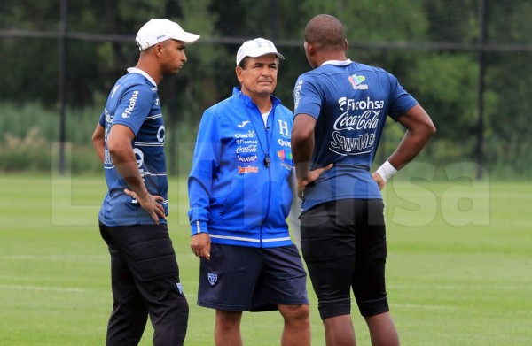 Donis Escober: 'Ni nosotros mismos sabemos qué nos pasa'