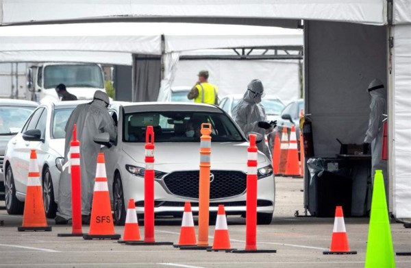 Florida supera barreras en cifras de contagios y muertes por coronavirus  