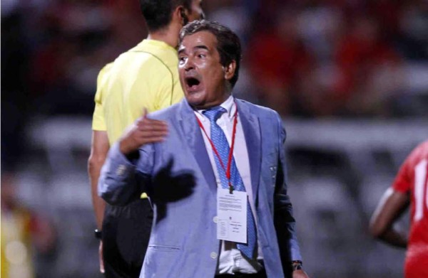 Jorge Luis Pinto tentado por ofertas de Egipto y Arabia Saudita